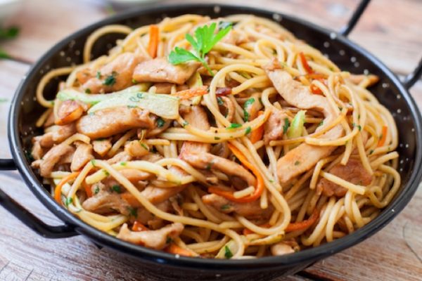 Nouilles szechuannaise